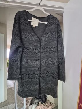 Vintage Victoria's Secret Country Gray Floral Pattern Sweater Cardigan